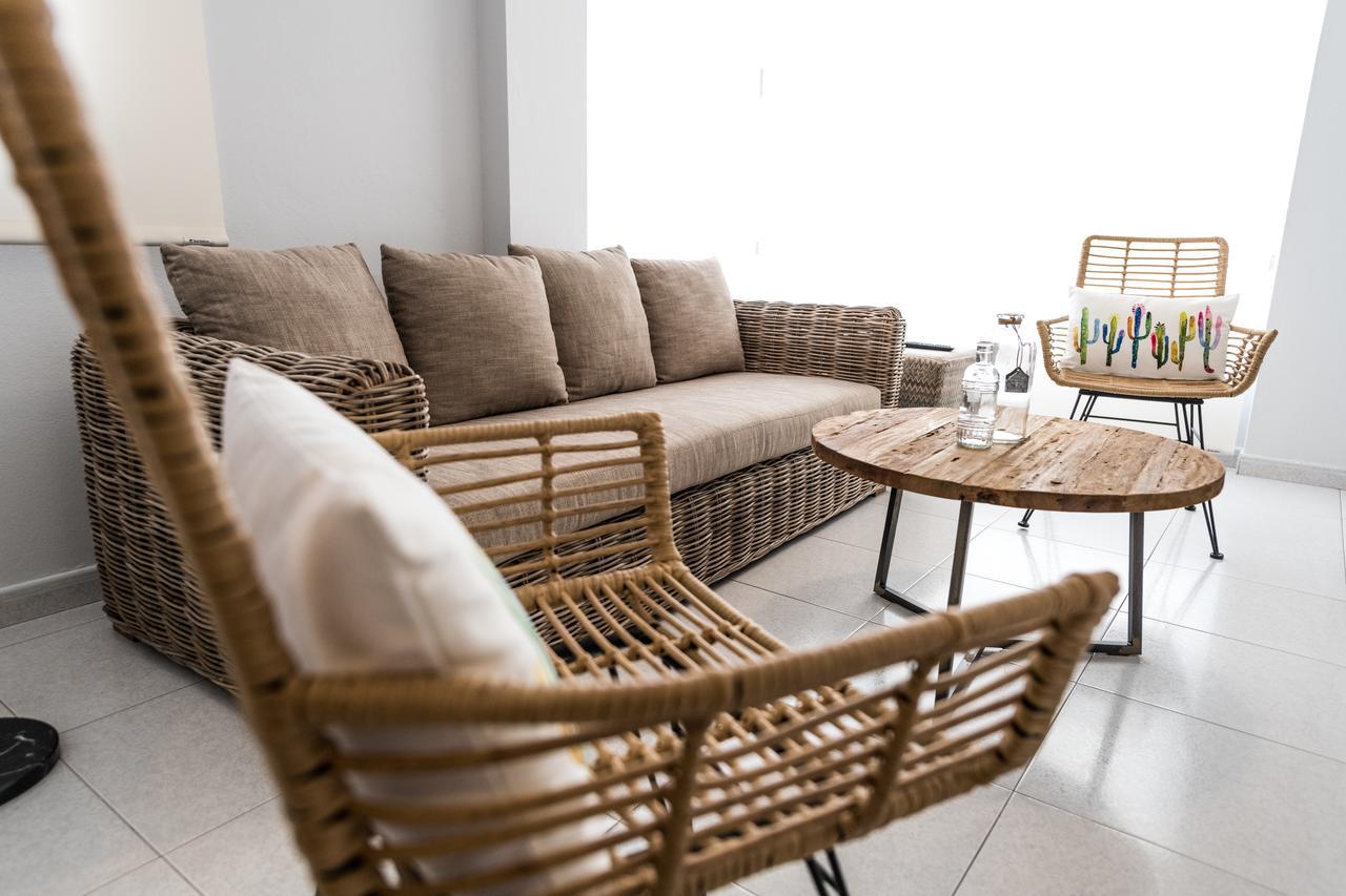 La Farmacia Apartment Гран Тарахал Екстериор снимка