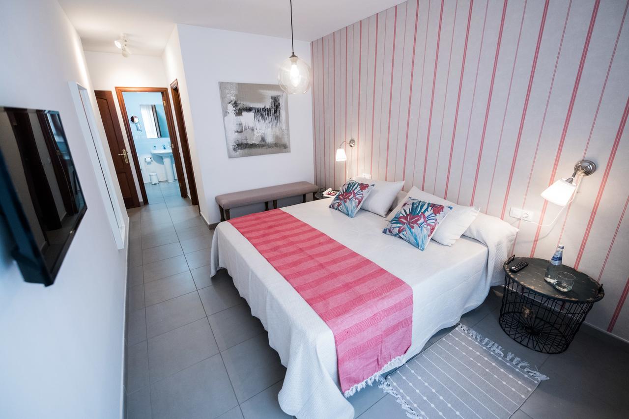 La Farmacia Apartment Гран Тарахал Екстериор снимка